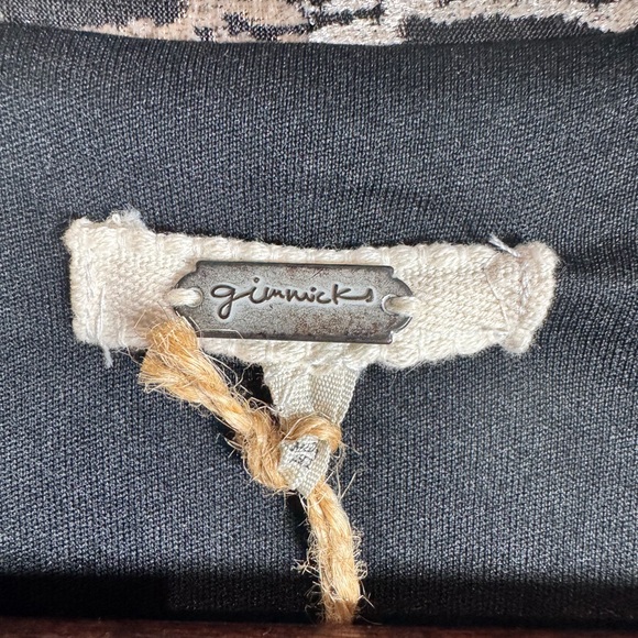 Gimmicks by BKE Limited Edition Multicolor Floral Velvet Cardigan Size Large - Picture 10 of 16